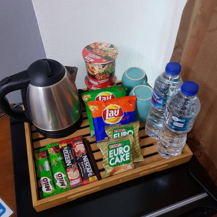 Ada Apartment - อาดา อพาร์ทเมนท์ Bangkok Buitenkant foto